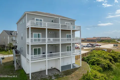 208 Goldsboro Drive North Topsail Beach NC 28460