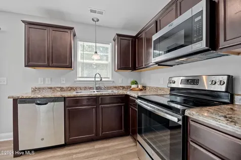 352 Tamarack Drive Ayden NC 28513
