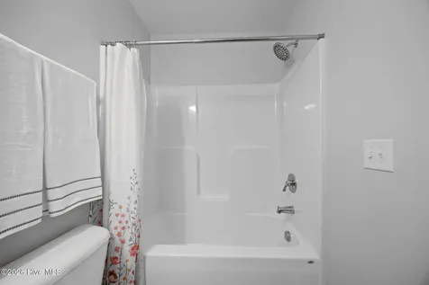 352 Tamarack Drive Ayden NC 28513