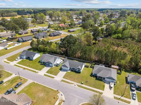 352 Tamarack Drive Ayden NC 28513