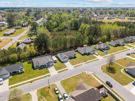 352 Tamarack Drive Ayden NC 28513