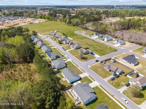 352 Tamarack Drive Ayden NC 28513