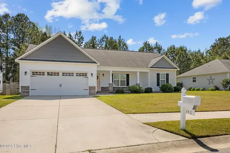 352 Tamarack Drive Ayden NC 28513
