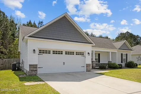 352 Tamarack Drive Ayden NC 28513