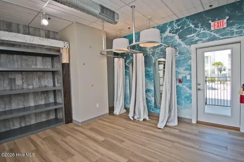 9004 Louise Avenue Emerald Isle NC 28594