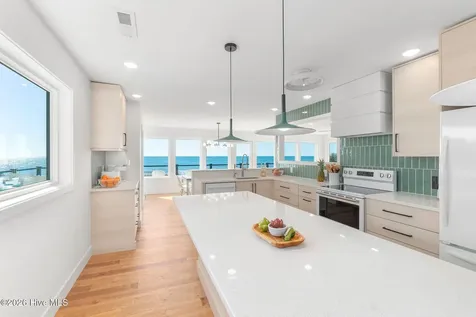 129 Dogwood Circle Pine Knoll Shores NC 28512