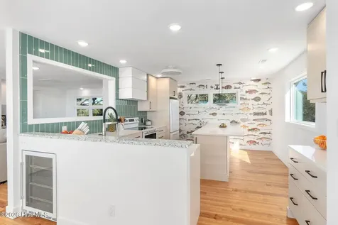 129 Dogwood Circle Pine Knoll Shores NC 28512
