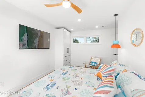 129 Dogwood Circle Pine Knoll Shores NC 28512