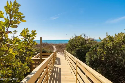 129 Dogwood Circle Pine Knoll Shores NC 28512