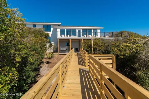 129 Dogwood Circle Pine Knoll Shores NC 28512