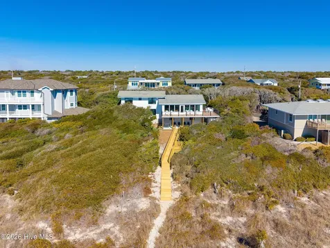 129 Dogwood Circle Pine Knoll Shores NC 28512