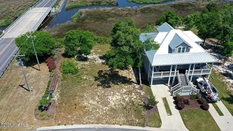 105 Mistiflower Court Wilmington NC 28412