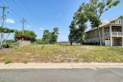 105 Mistiflower Court Wilmington NC 28412