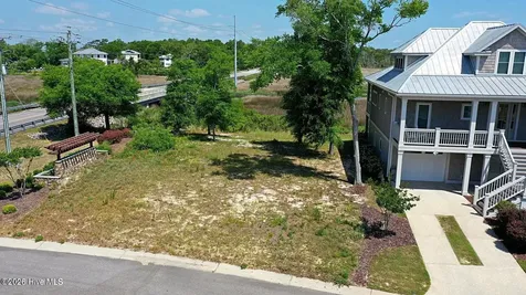105 Mistiflower Court Wilmington NC 28412