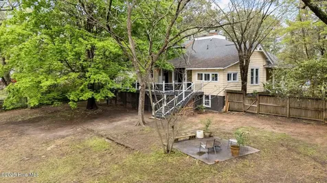802 N Poplar Street Aberdeen NC 28315