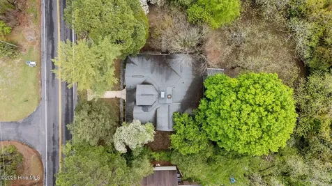802 N Poplar Street Aberdeen NC 28315