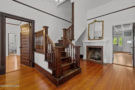 802 N Poplar Street Aberdeen NC 28315