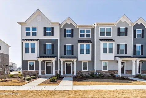 206 Lydia Street Moyock NC 27958