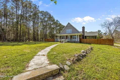 740 Broad Creek Road New Bern NC 28560