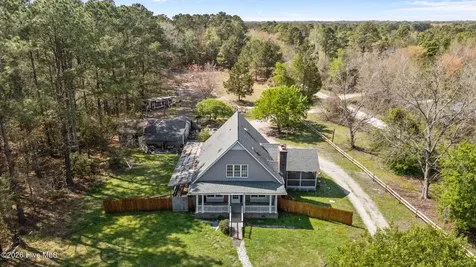 740 Broad Creek Road New Bern NC 28560