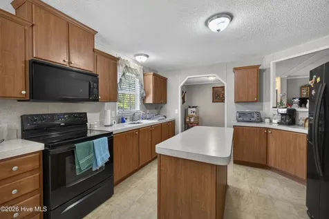 920 Pickett Road NE Leland NC 28451