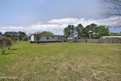 920 Pickett Road NE Leland NC 28451
