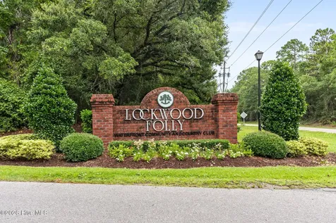 70 Clubhouse Drive SW Supply NC 28462