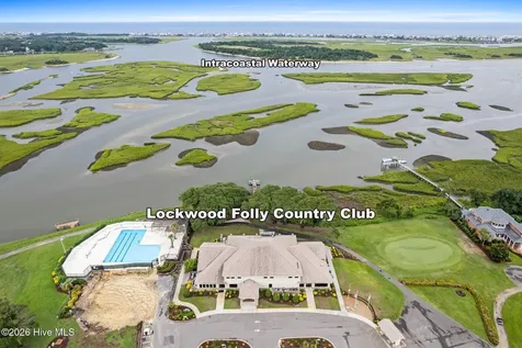 70 Clubhouse Drive SW Supply NC 28462