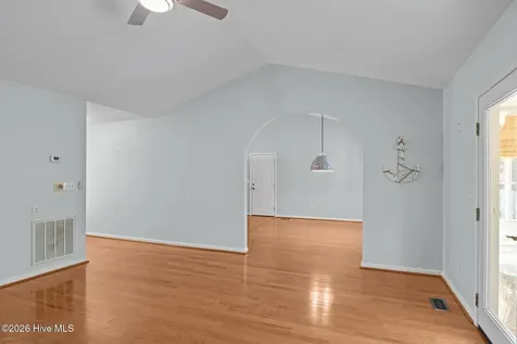 120 Robin Crescent Cape Carteret NC 28584