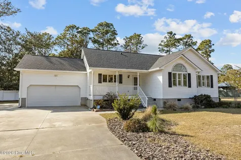 120 Robin Crescent Cape Carteret NC 28584