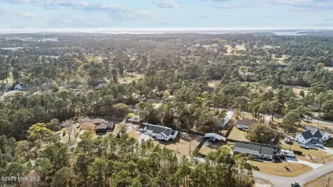 120 Robin Crescent Cape Carteret NC 28584