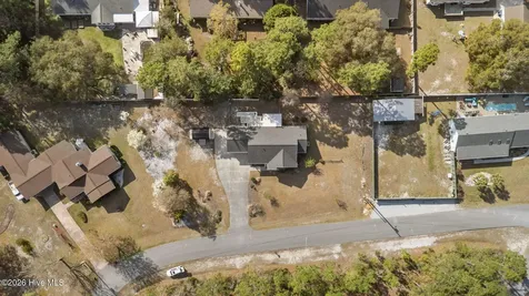 120 Robin Crescent Cape Carteret NC 28584