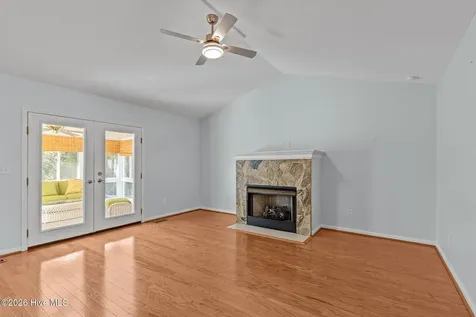 120 Robin Crescent Cape Carteret NC 28584