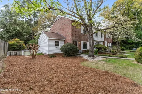 735 N Bennett Street Southern Pines NC 28387