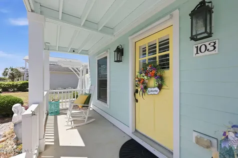 103 Sunshine Court Beaufort NC 28516