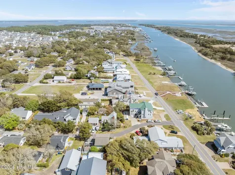 103 Sunshine Court Beaufort NC 28516