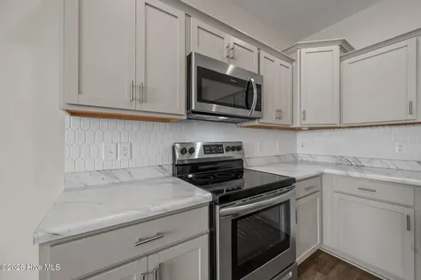 349 S Stingray Lane Sneads Ferry NC 28460