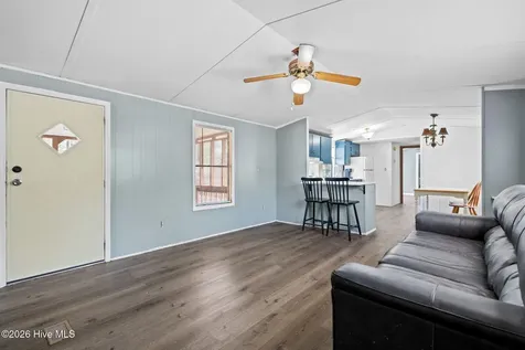 1035 Cockleshell Drive SW Supply NC 28462