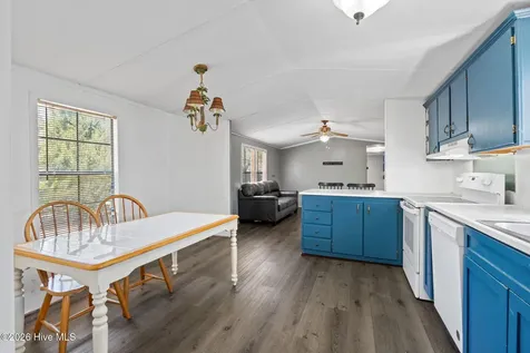 1035 Cockleshell Drive SW Supply NC 28462