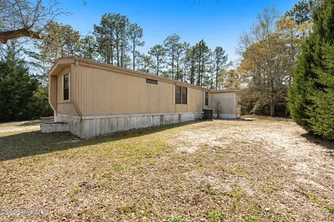 1035 Cockleshell Drive SW Supply NC 28462