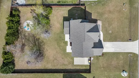38 E Conolly Court Hampstead NC 28443