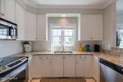 10 W Columbia Street W Wrightsville Beach NC 28480