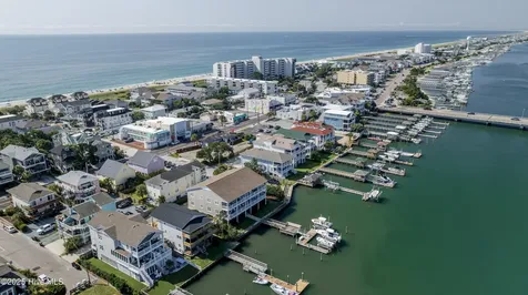 10 W Columbia Street W Wrightsville Beach NC 28480