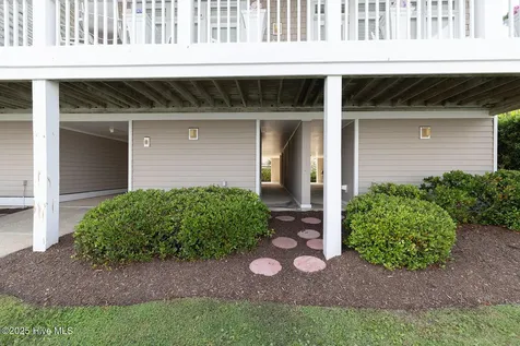 10 W Columbia Street W Wrightsville Beach NC 28480