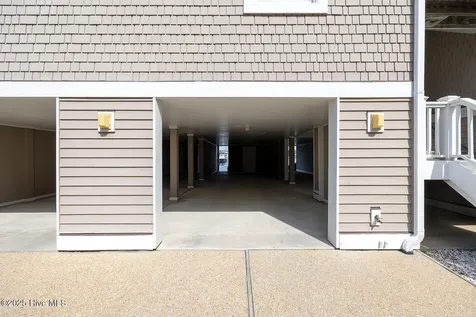 10 W Columbia Street W Wrightsville Beach NC 28480
