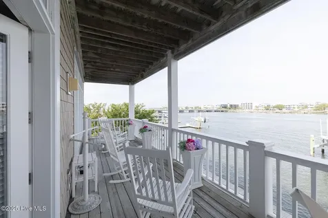 10 W Columbia Street W Wrightsville Beach NC 28480