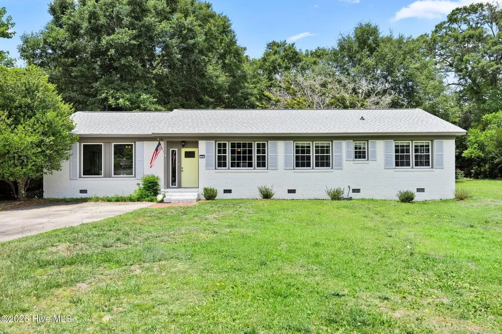 110 Jeb Stuart Drive Wilmington NC 28412