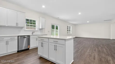 3057 Platinum Circle West End NC 27376