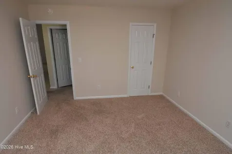 3304 Mulberry Lane Greenville NC 27858