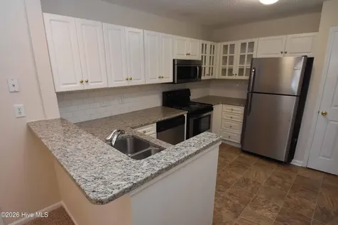 3304 Mulberry Lane Greenville NC 27858